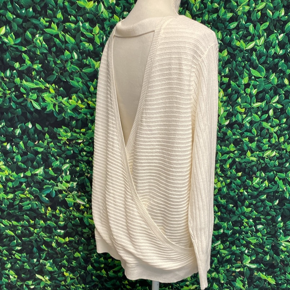 NWT SoHo NY & Co Open Back Tunic Sweater Size Large